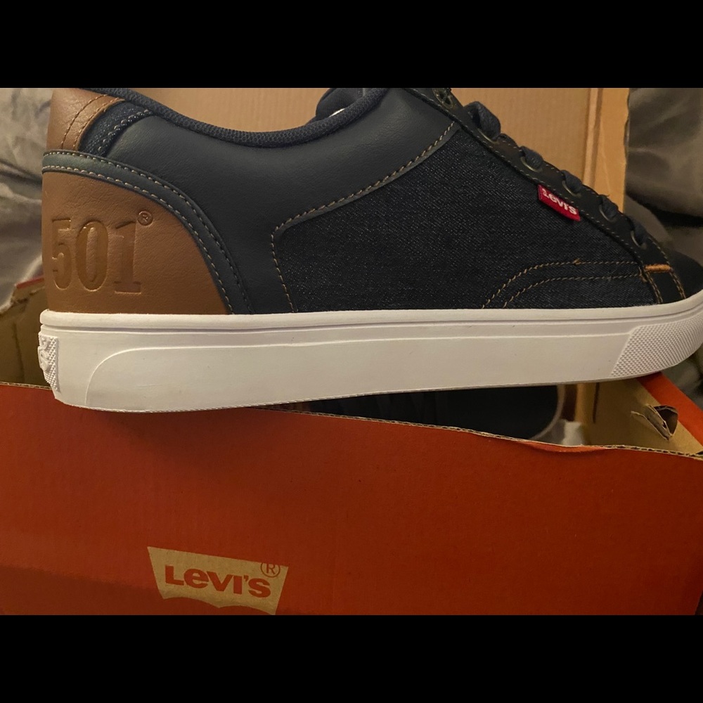 Levi’s denim blue 501 shoes
